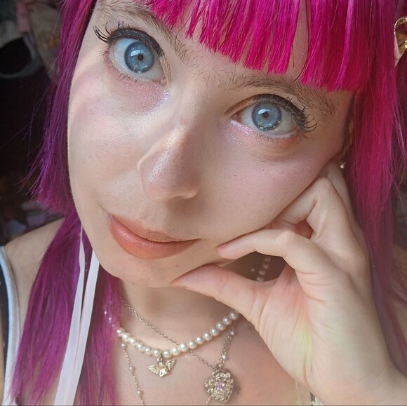 ashley_mooncake